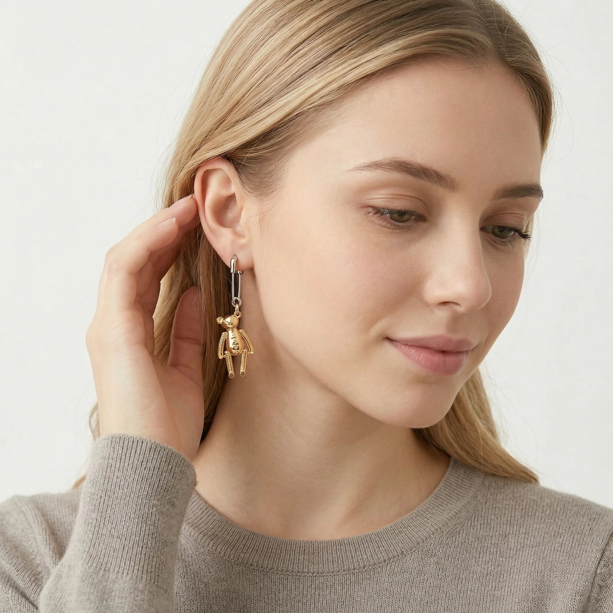 F.I.N.S 1PC CHIC 925 Sterling Silver Earring Only One Piece Single Bear Pin Drop Earrings Female Fine Jewelry Prevent Allergy